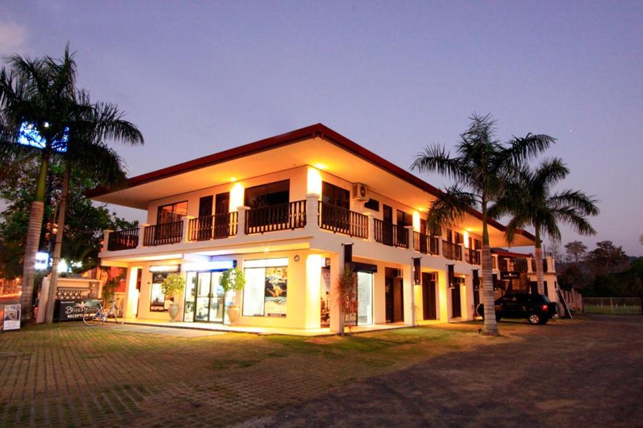 Hotel Blue Palm 哈科 外观 照片